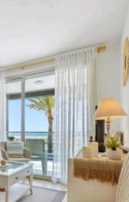 1ª Linea De Playa. Apartamento: La Calma